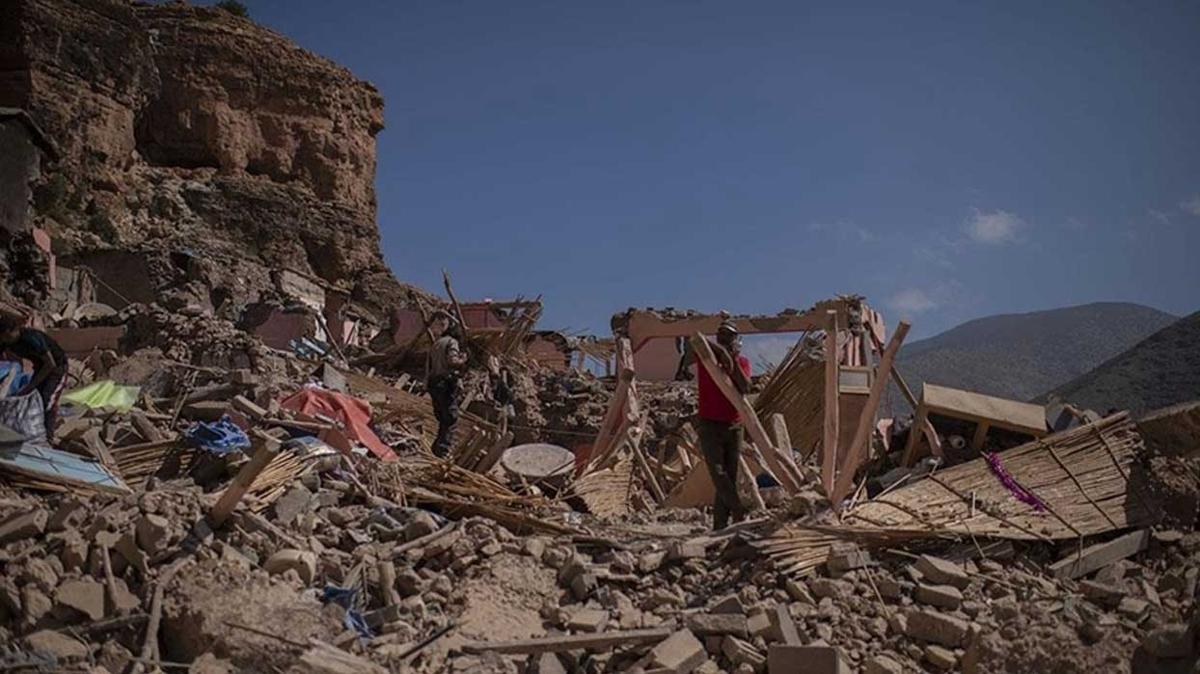 Fas'ta depremden etkilenen ailelere aylk 250 dolar yardm datlacak