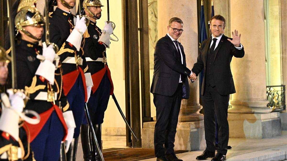 Macron, Finlandiya Babakan ile grt
