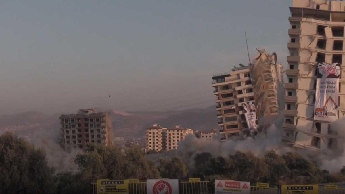 Hatay'da ar hasarl site patlaycyla ykld