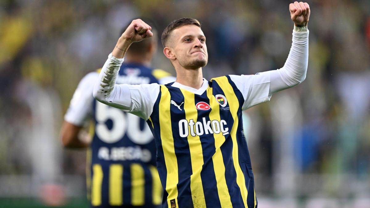 sebastian szymanski fenerbah�e s�per lig transfer napoli foto�raflar� resimleri