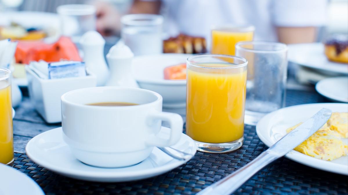 Zenginlerin kahvaltsnda neden portakal suyu popler" te sebebi