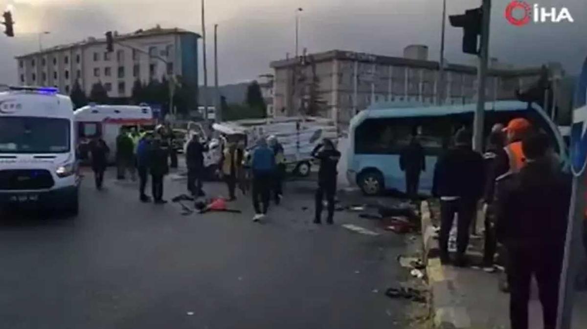Karabk'te yolcu minibs ile kamyonet arpt: ok sayda yaral var