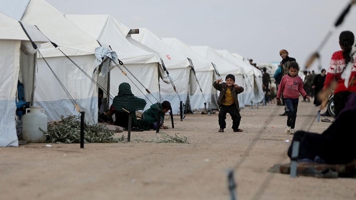 Suriye ve Rusya 79 bin kiiyi ge zorlad