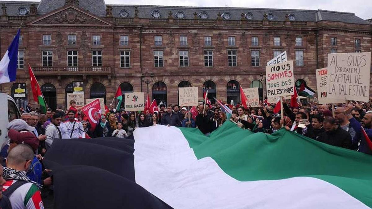 Fransa'da Filistin'e destek gösterilerine yasak getirildi