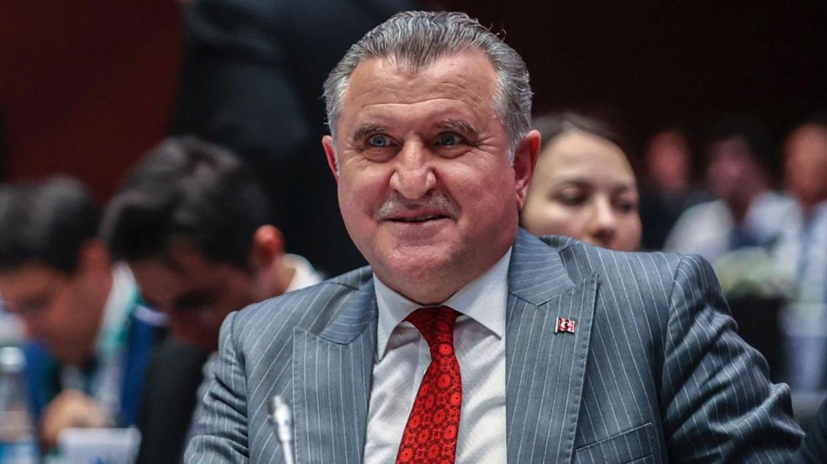 Osman Akn Bak Tebrik Genlik ve Spor Bakan fotoraflar resimleri