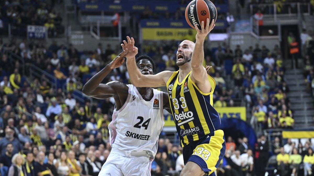 Fenerbahe Beko ikinci yar ald, ASVEL'i Nick Calathes ile ykt