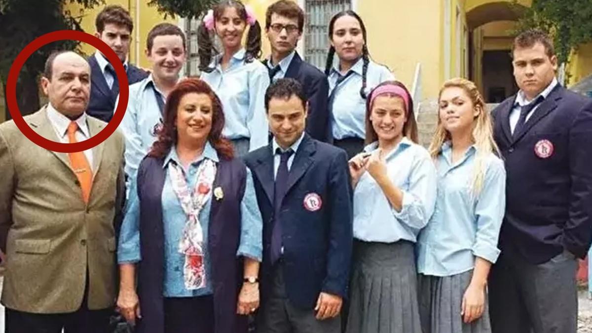 Hayat Bilgisi'nin Amil Bey'i yeni imaj artt! te Tark Papuuolu'nun seneler sonraki hali