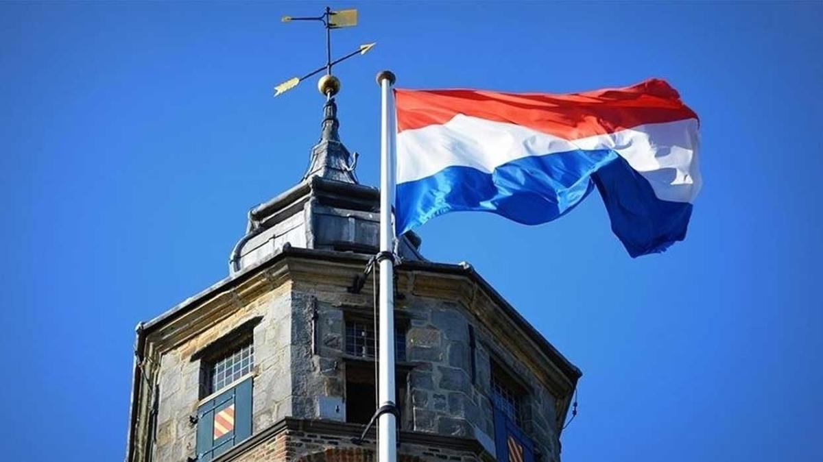Hollandal memurlardan hkmete 'srail'i durdur' ars