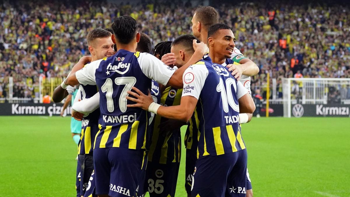 fenerbahe sper lig edin dzeko dusan tadic sebastian szymanski irfan can kahveci fotoraflar resimleri