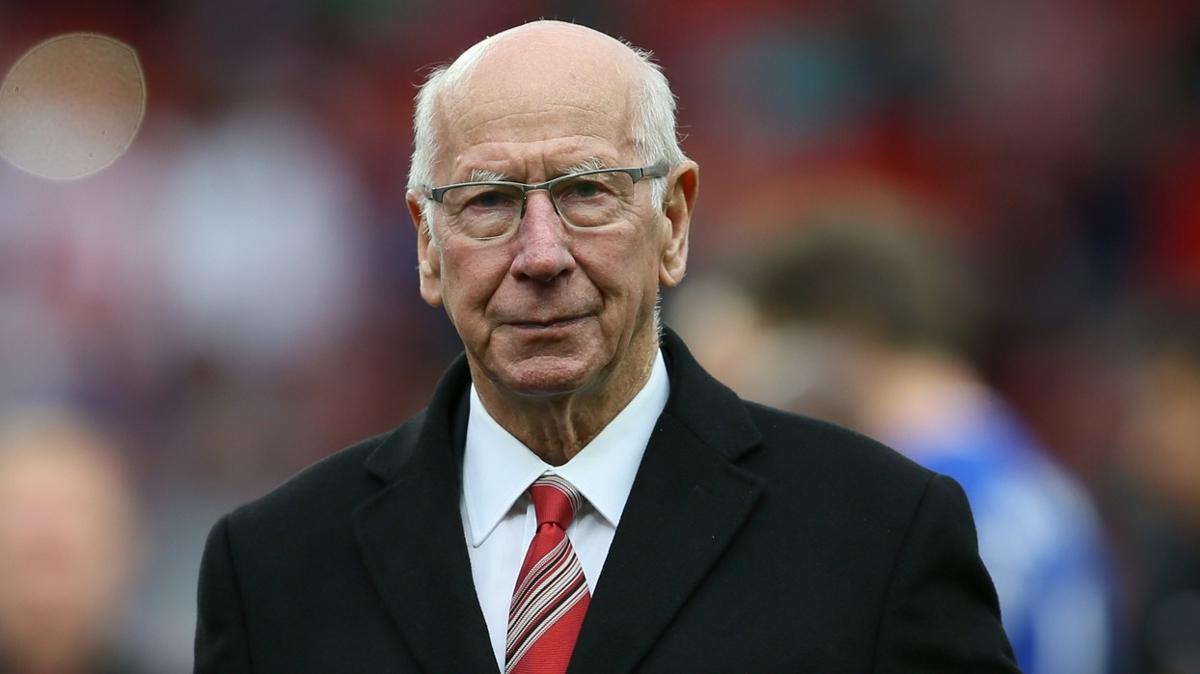 Manchester United efsanesi Bobby Charlton hayatn kaybetti