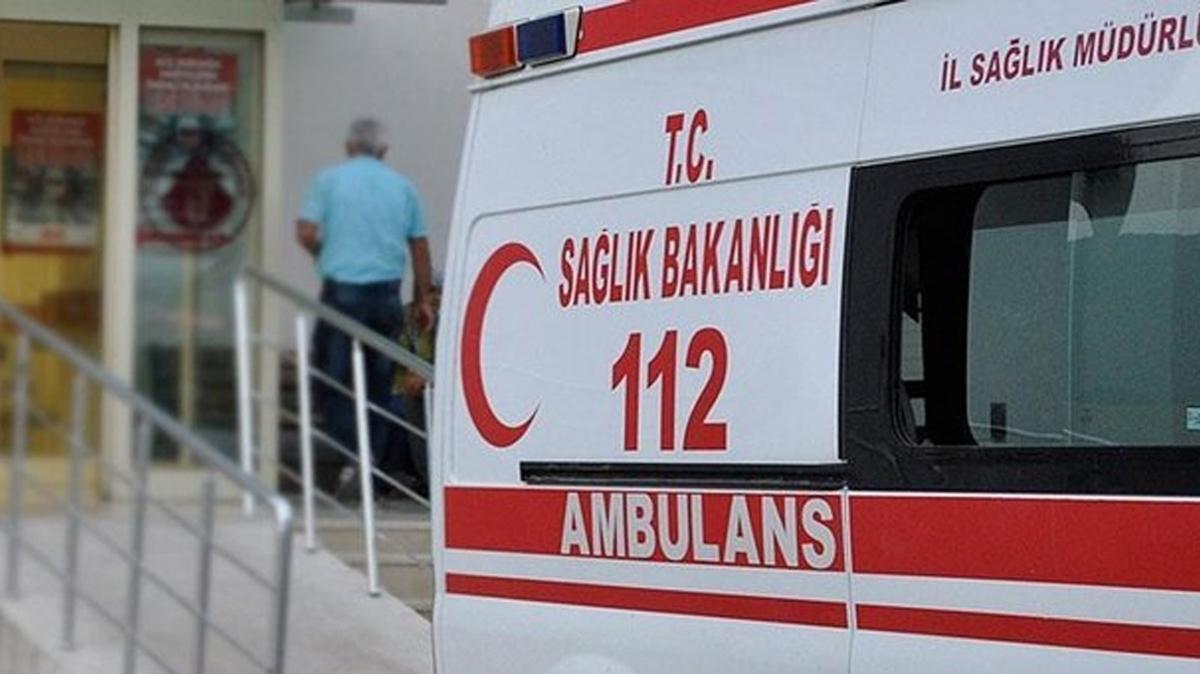 Edirne'de askeri ara devrildi: 3 yaral