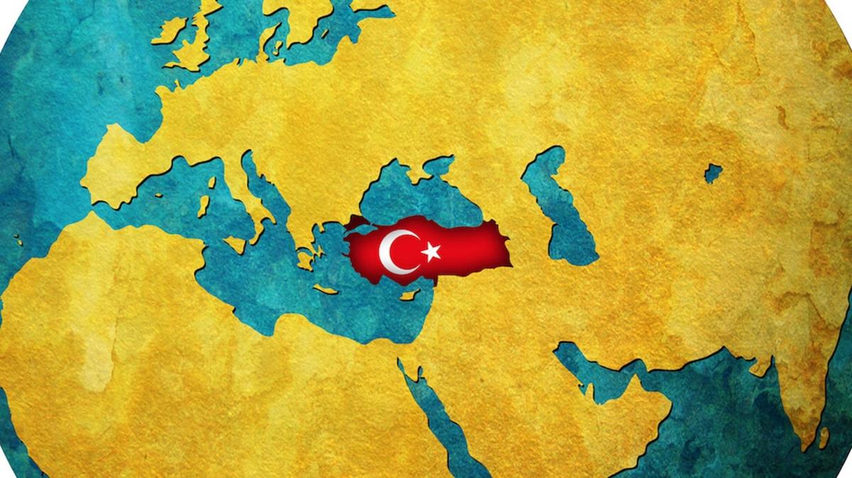 Trkiye'nin d politikas reaksiyoner bir tutumdan aktif bir pozisyona nasl evrildi"