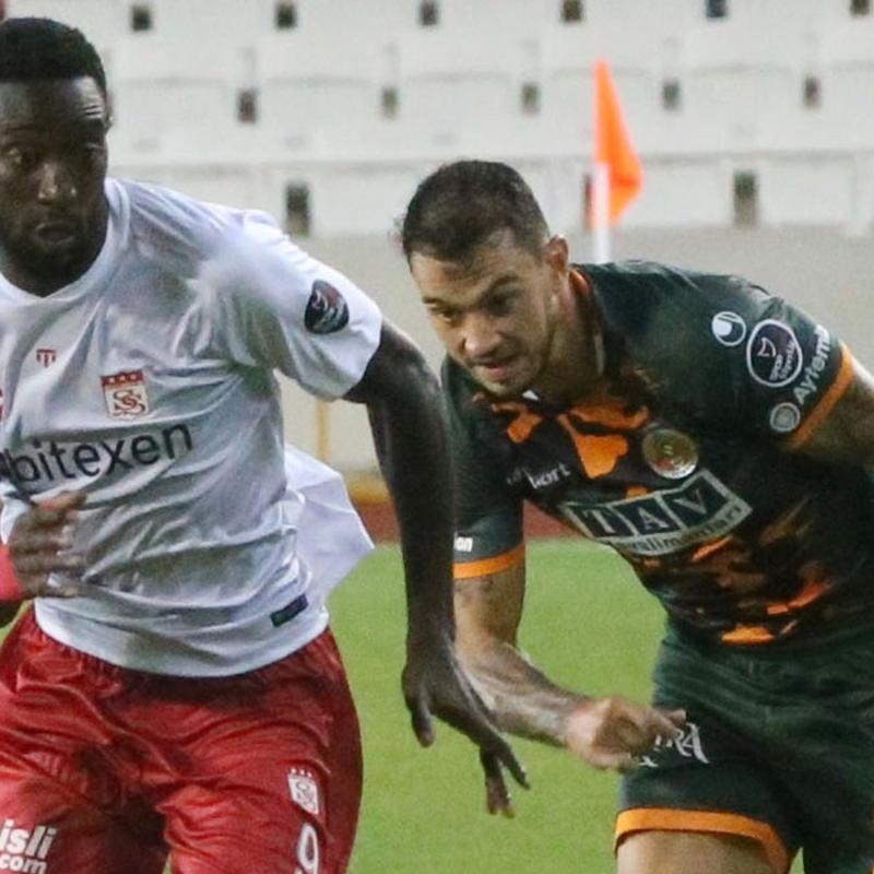 Alanyaspor ile Sivasspor 13. randevuda
