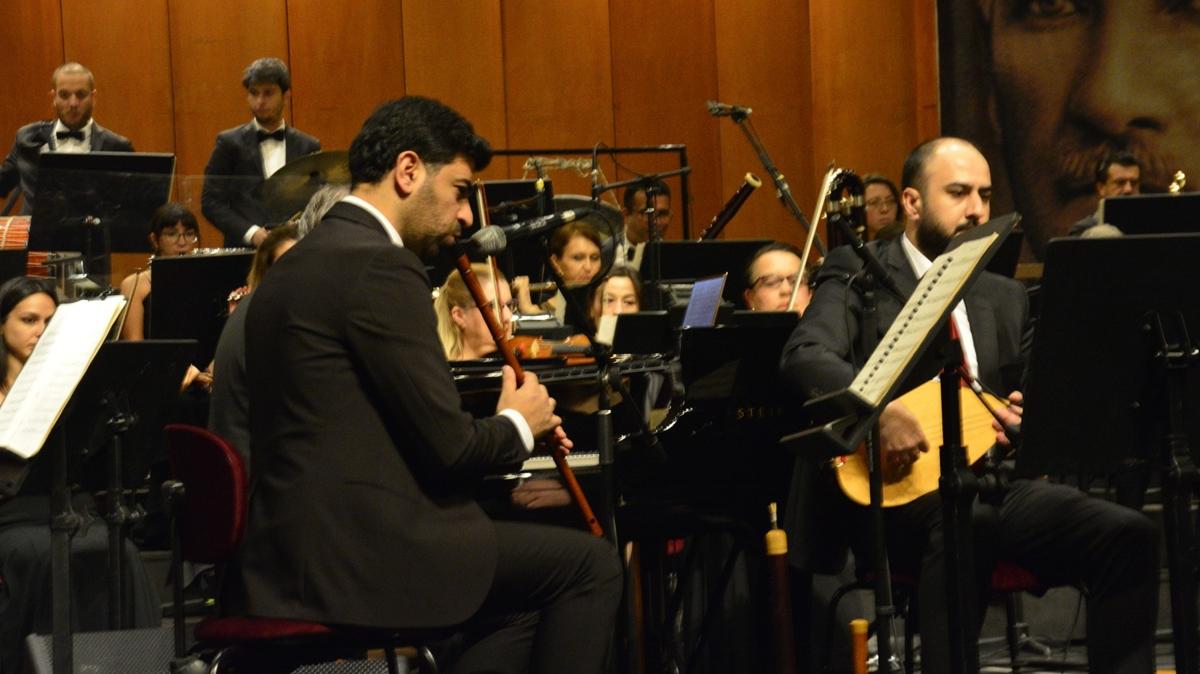 100. Ylnda 29 Ekim Cumhuriyet Bayram iin Bursa Blge Devlet Senfoni Orkestrasndan zel konser