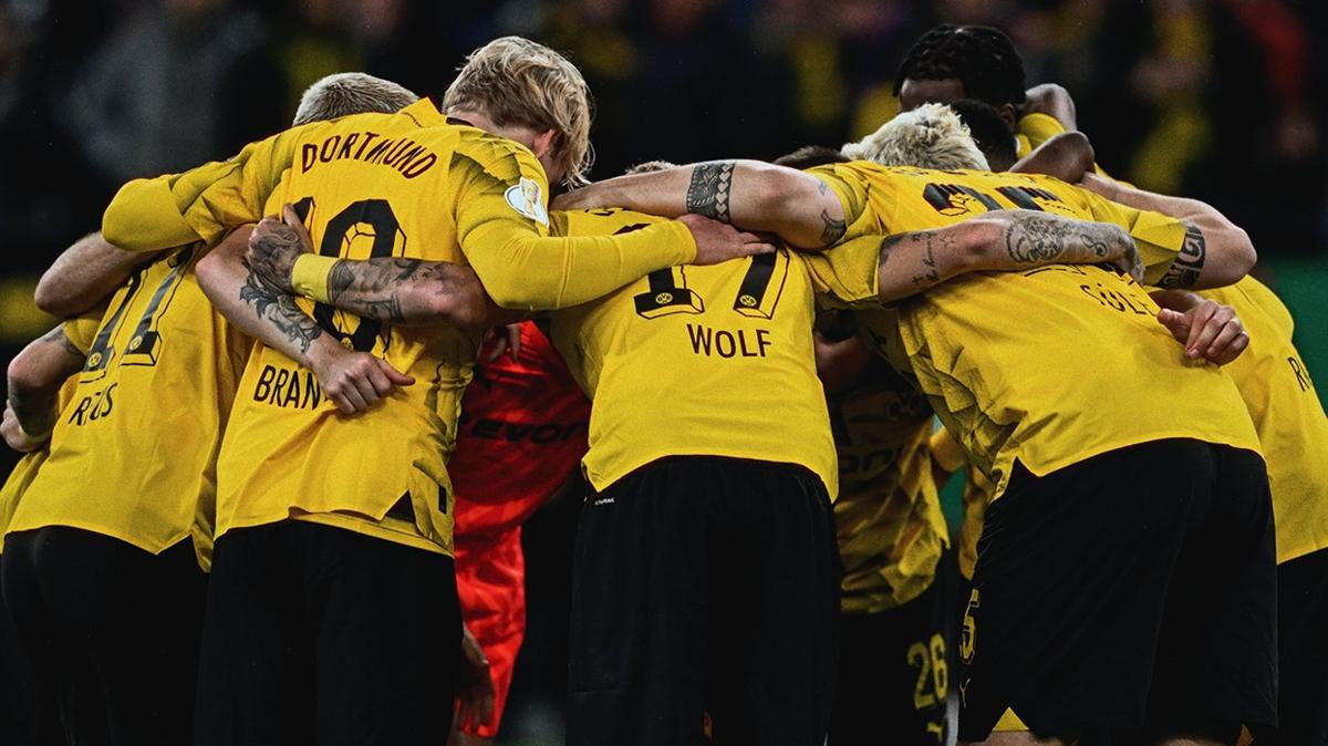 Borussia Dortmund tek golle kazand: Turu ald