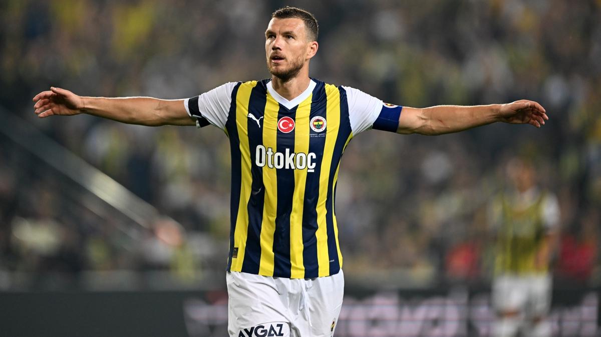 Abdullah Avc'dan Edin Dzeko'ya zel nlem