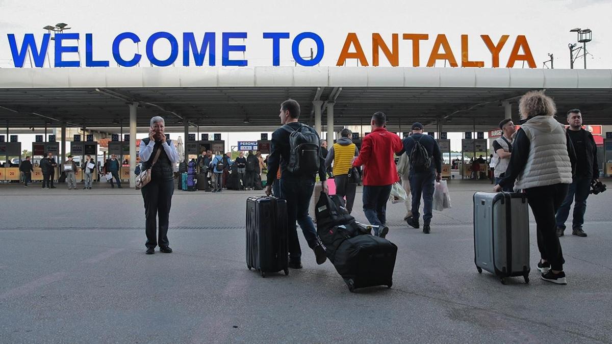Antalya'da turizm rakamlar 2019'un stnde: 15 milyonu geti