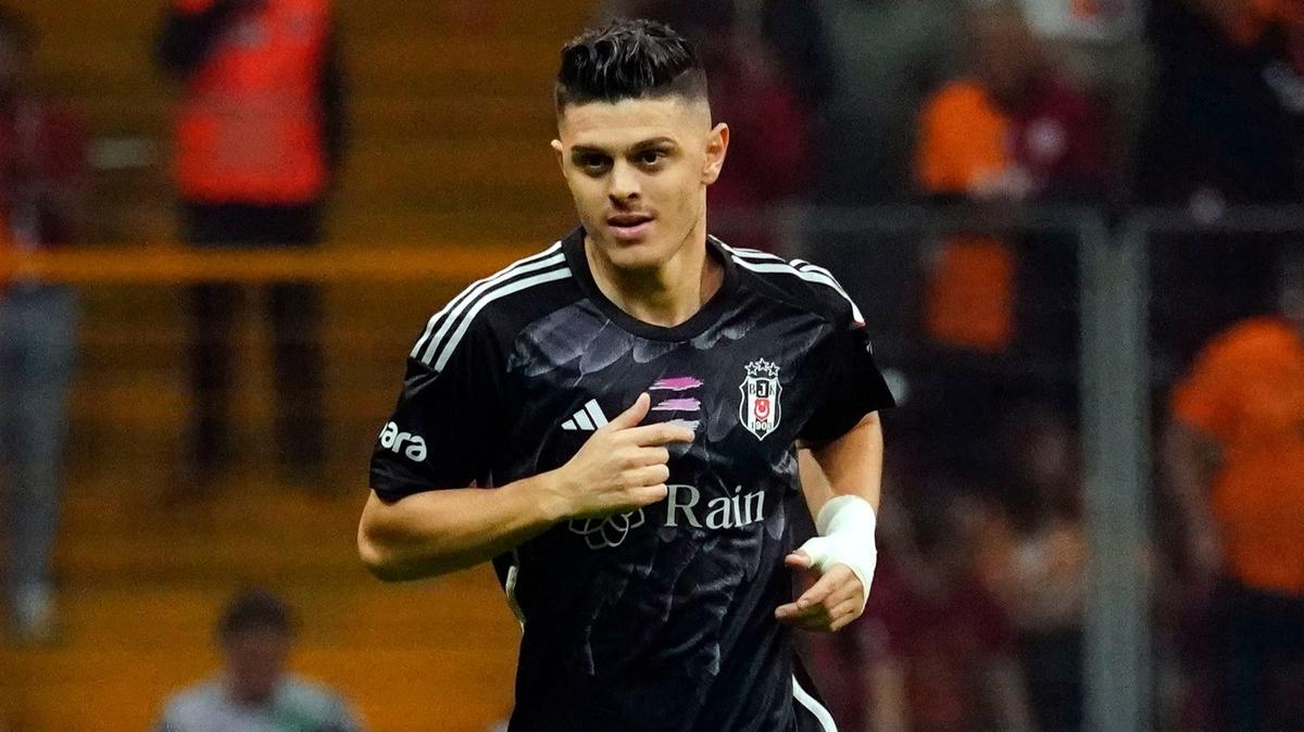 Milot Rashica: Burak Ylmaz her eyini veren, ok alan bir teknik direktr