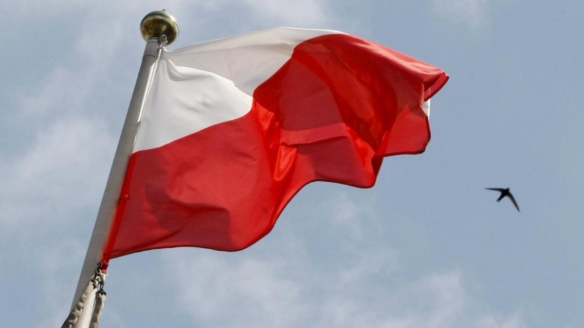Polonya'da mevcut hkmet, yenisinin kurulmas iin resmen istifa etti