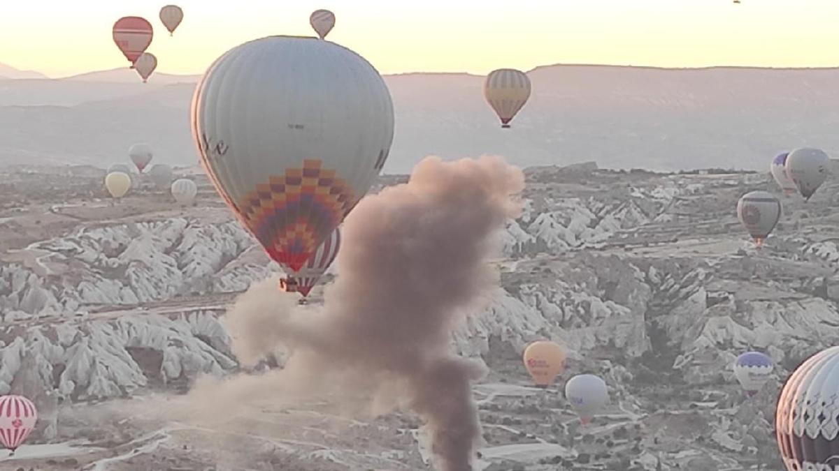 Kapadokya'daki balon turlarna rzgar engeli