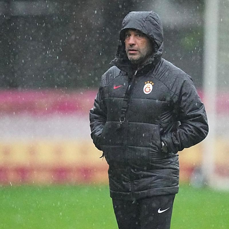 Galatasaray'da Alanyaspor mesaisi sryor