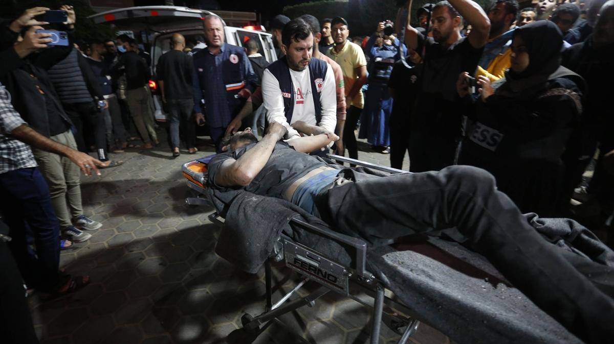 İsrail zulmü sürüyor! Gazze'ye gece boyu bombardıman