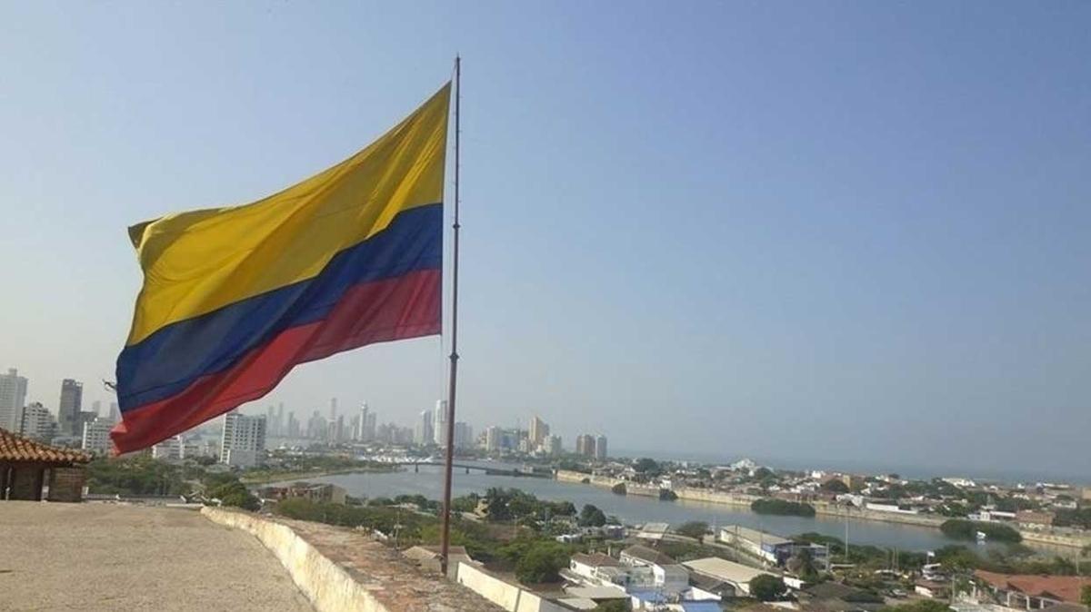 Kolombiya'dan srail'e tepki