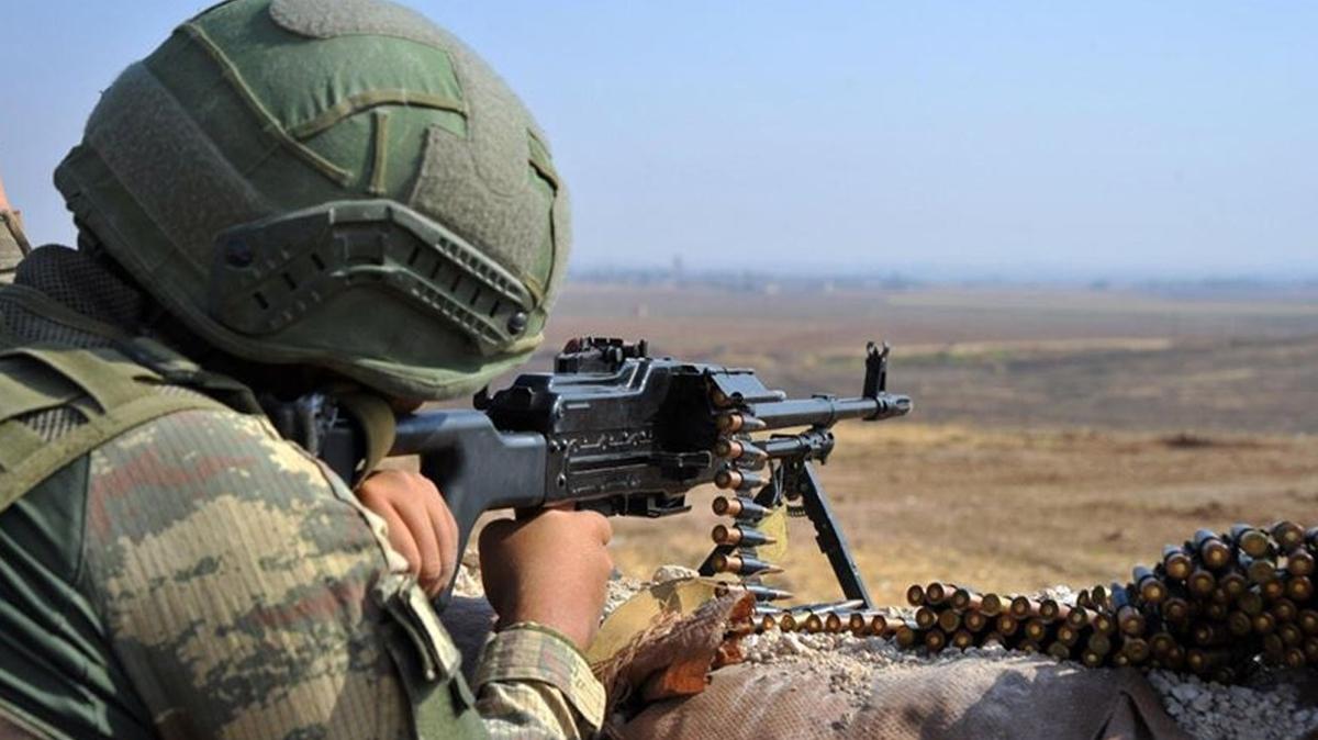 Suriye'nin kuzeyinde operasyon! 4 PKK/YPG'li terrist ldrld