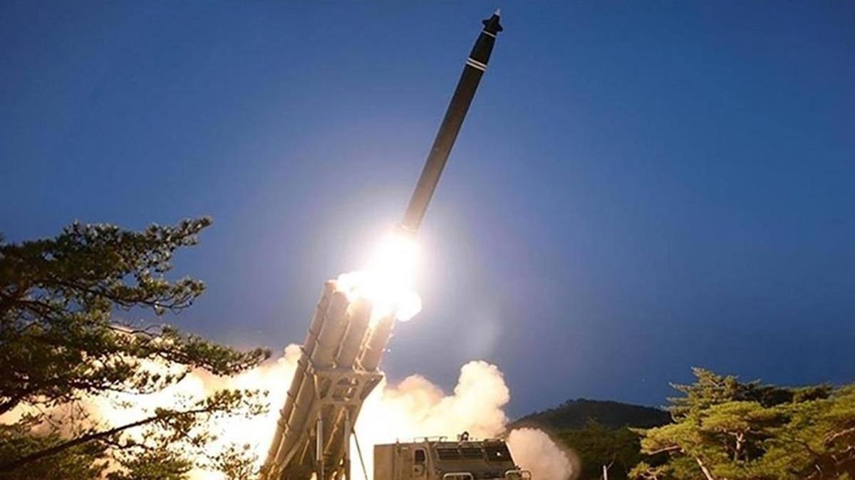 Kuzey Kore askeri uydu frlatacak