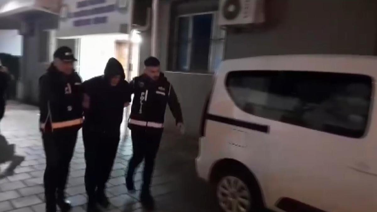 zmir'de yakay ele vermiti... FET'nn st dzey ismi stanbul'a sevk edildi