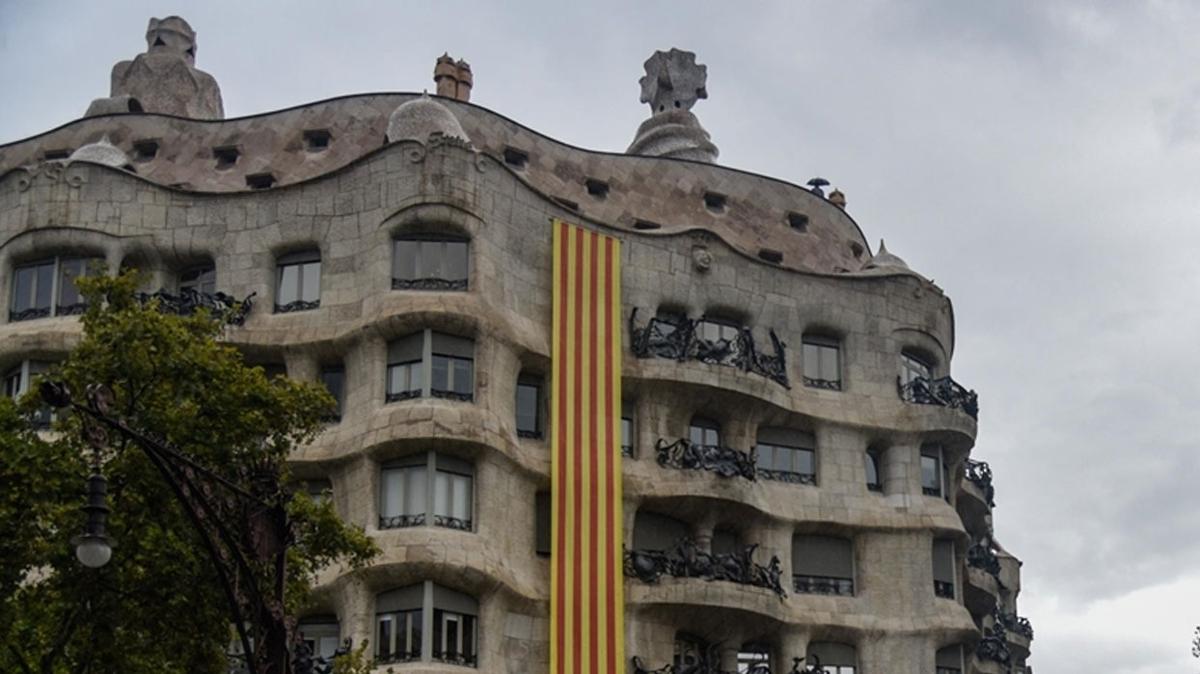 Barselona Belediyesi'nden srail karar:  kili ilikileri askya aldk