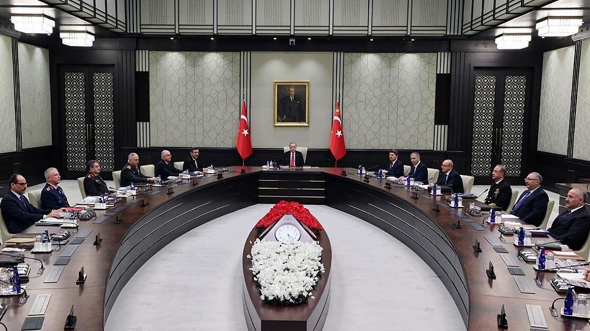 MGK'dan kritik Gazze mesaj... "srail sularnn neticelileriyle yzleecek"
