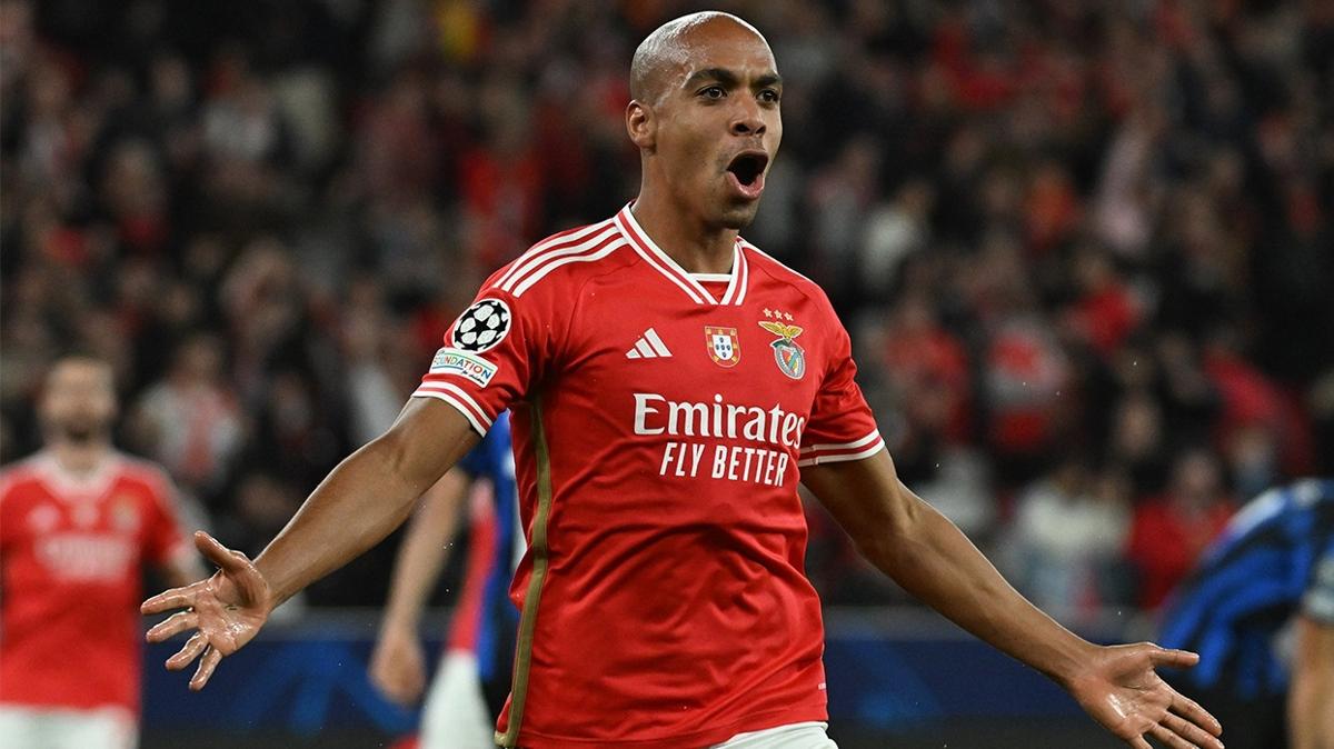 Al-Ahli, Benfica'nn yldz Joao Mario'nun peinde