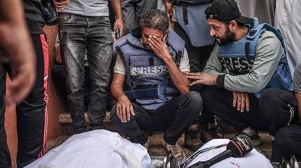 İşgalci İsrail 7 Ekim'den bu yana 73 gazeteci katletti