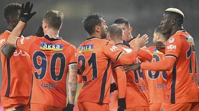 Baakehir, anlurfaspor engelini 2 golle geti