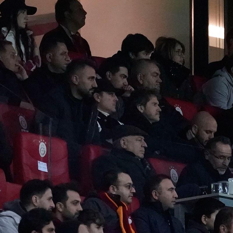 Montella, Galatasaray - Adana Demirspor man tribnden takip etti