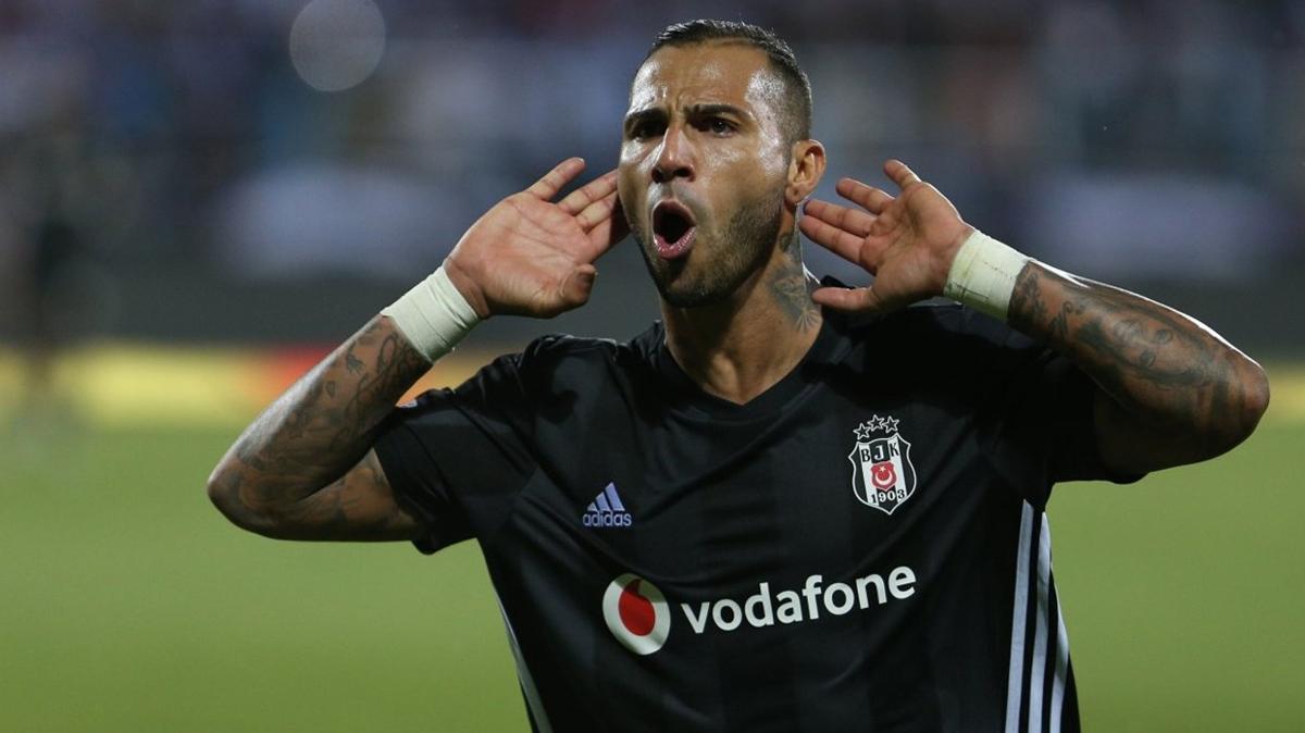 Ricardo+Quaresma+geri+d%C3%B6nmek+istiyor%21;+%E2%80%99%E2%80%99Be%C5%9Fikta%C5%9F%E2%80%99%C4%B1+%C3%A7ok+%C3%B6zledim%E2%80%99%E2%80%99