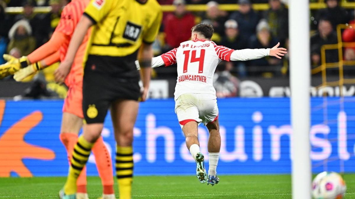 5 goll mata Borussia Dortmund, Leipzig'e boyun edi