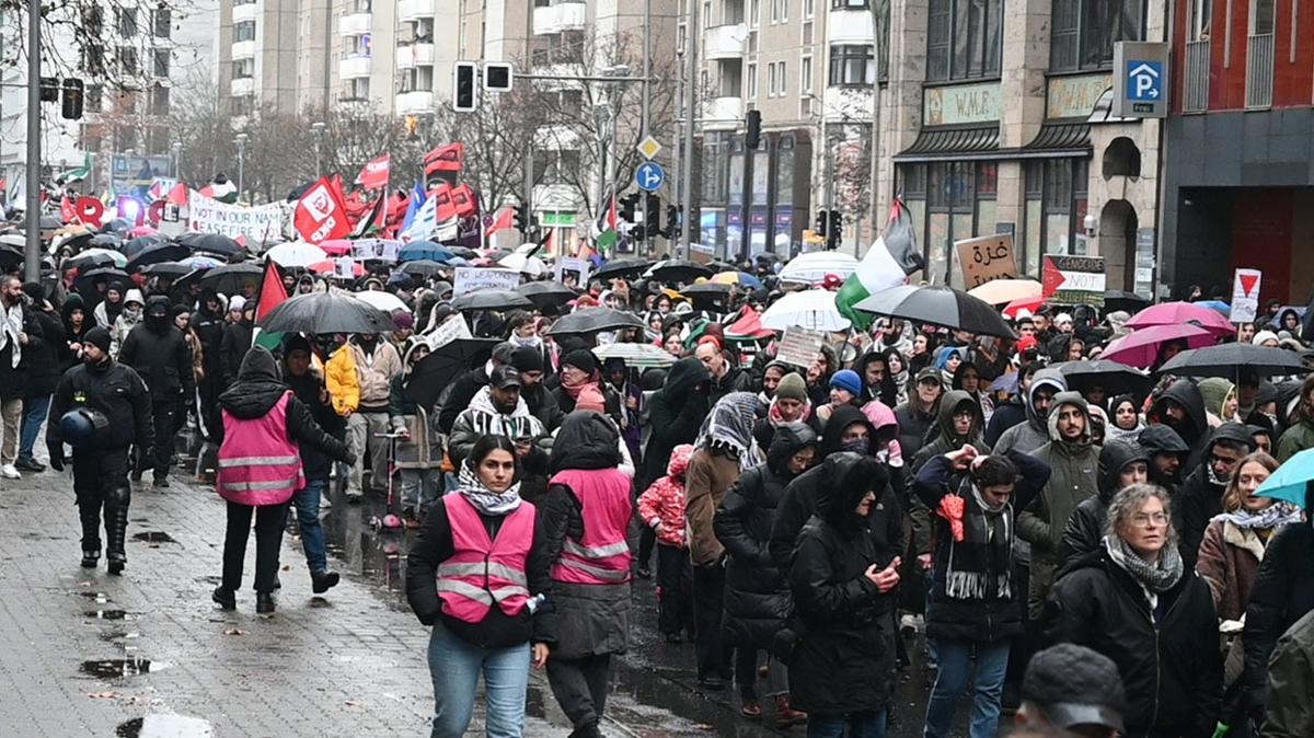 Almanya'da saanak Filistin'e destek yryne engel olmad