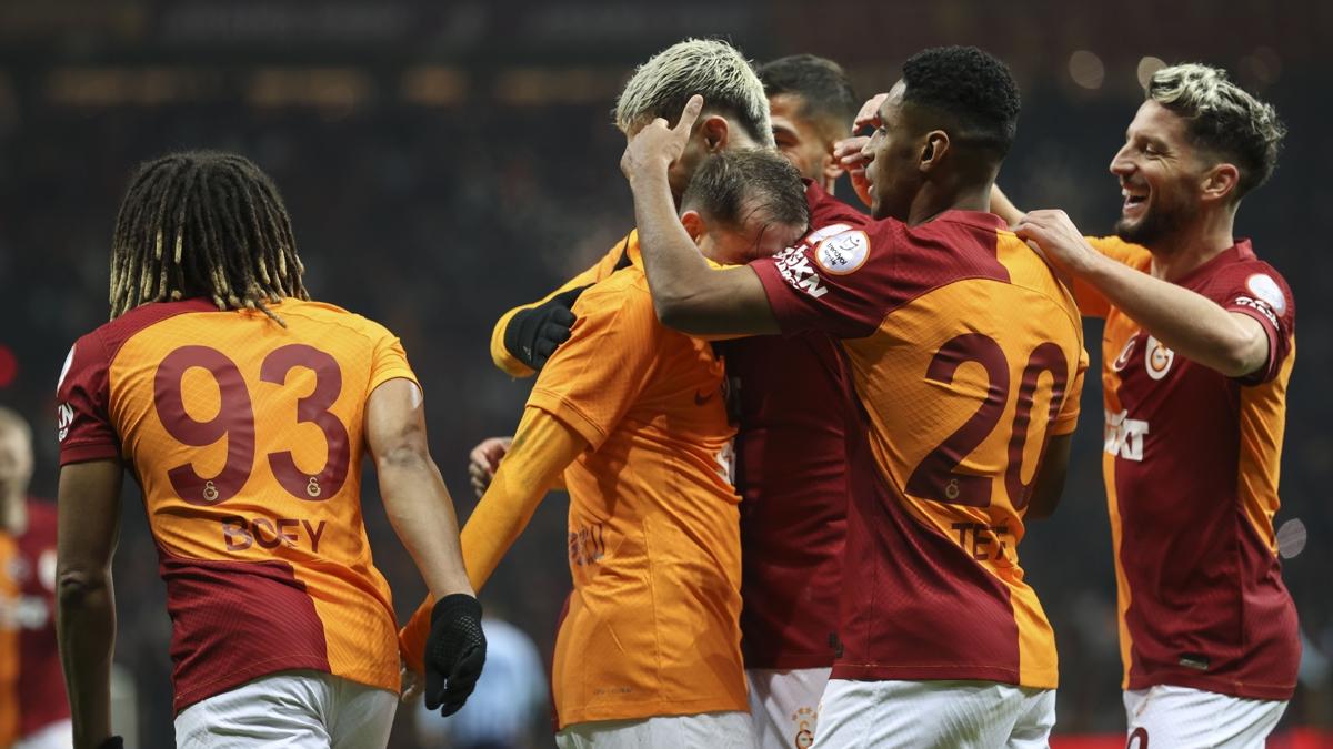 Galatasaray'da 3 yldz Sivasspor manda olmayabilir