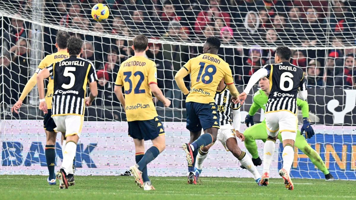 Juventus'a deplasmanda Genoa elmesi