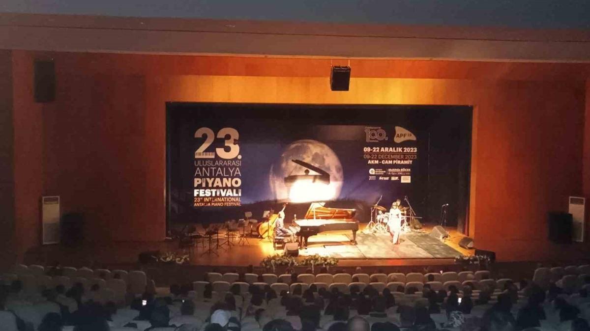 Dorantes, Uluslararas Antalya Piyano Festivali'nde konser verdi