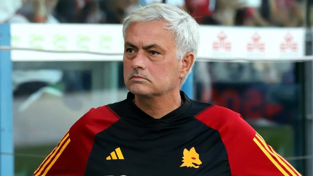 Jose Mourinho: Arsenal'in ampiyon olma ihtimal sfr