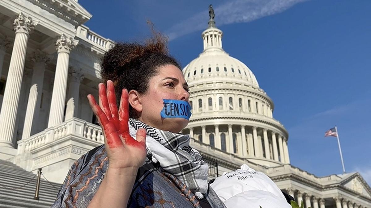 ABD Kongresi'nde igalci srail'i protesto eden grup gzaltna alnd