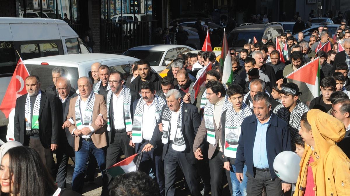 rnak'ta srail zulm protesto edildi