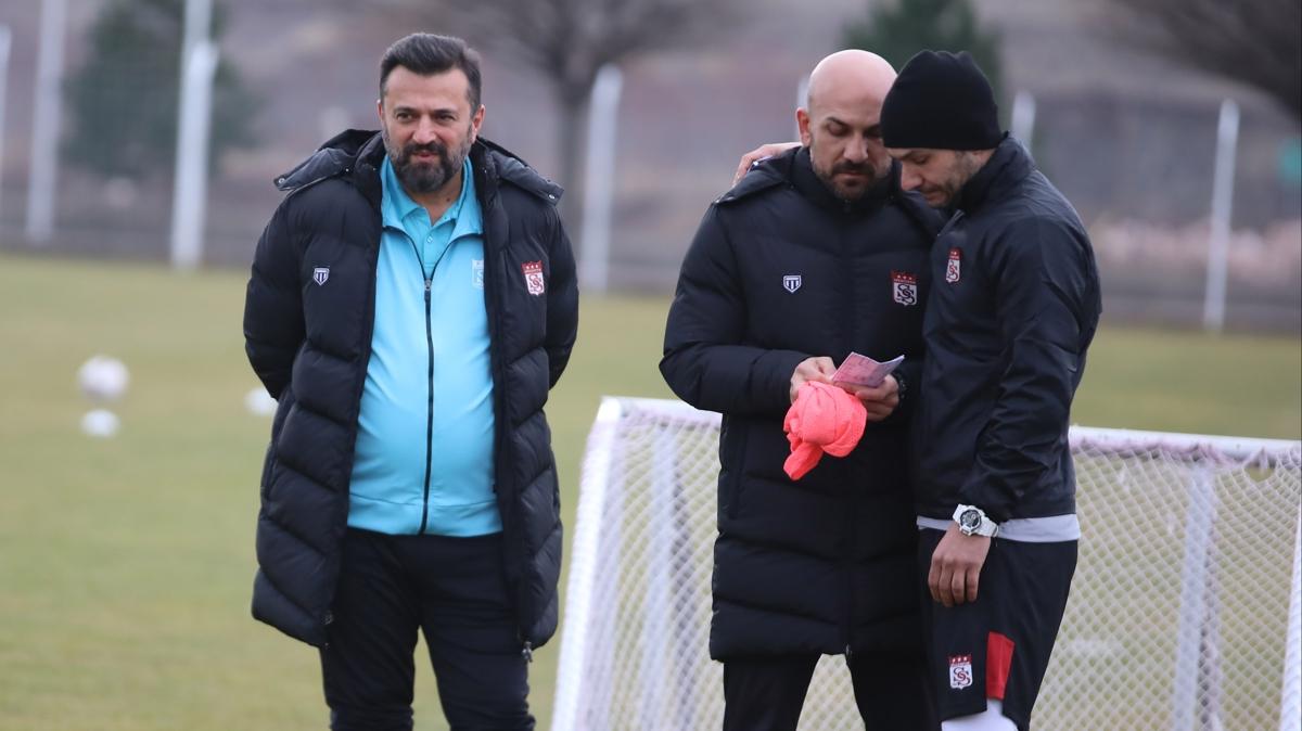 Sivasspor'da Kayserispor mesaisi devam ediyor