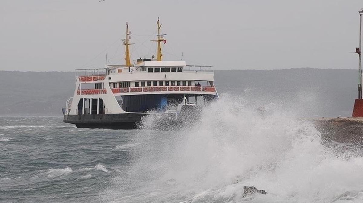 Bozcaada ve Gkeada feribot seferlerine frtna engeli