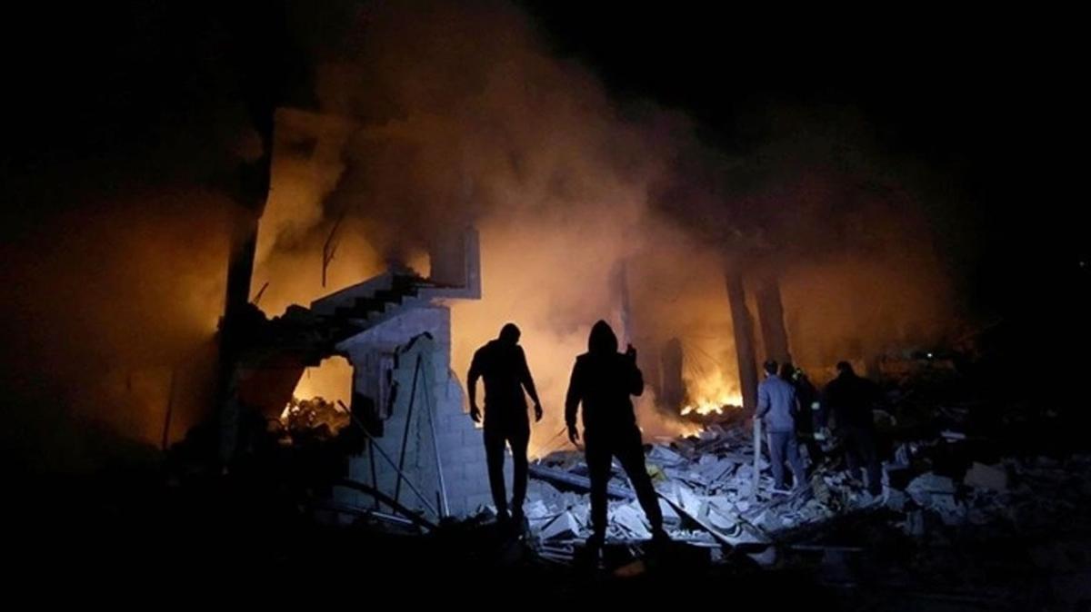 galci srail gece boyu Gazze'ye lm yadrd: En az 15 ehit