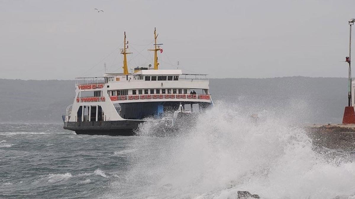 anakkale'de ulama frtna engeli... Baz feribot seferleri iptal edildi