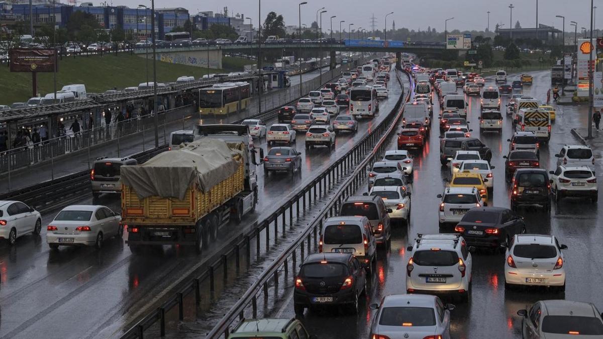 stanbul'da ya! Trafik durma noktasna geldi